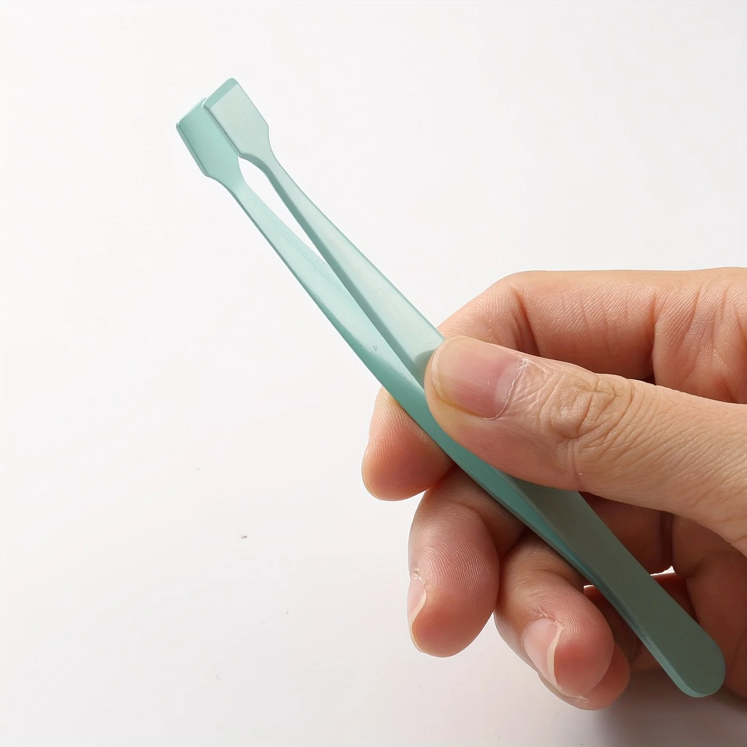 High-Precision Eyelash Tweezers for Eyelashes, Grafting and Hair Removal Ergonomic Design Precision Cuticle