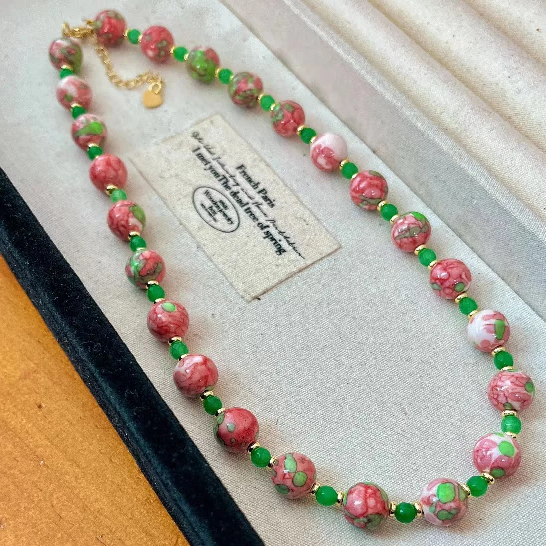 

New retro national style pink green glazed ceramic beaded necklace women's atmosphere niche collarbone chain neck chain