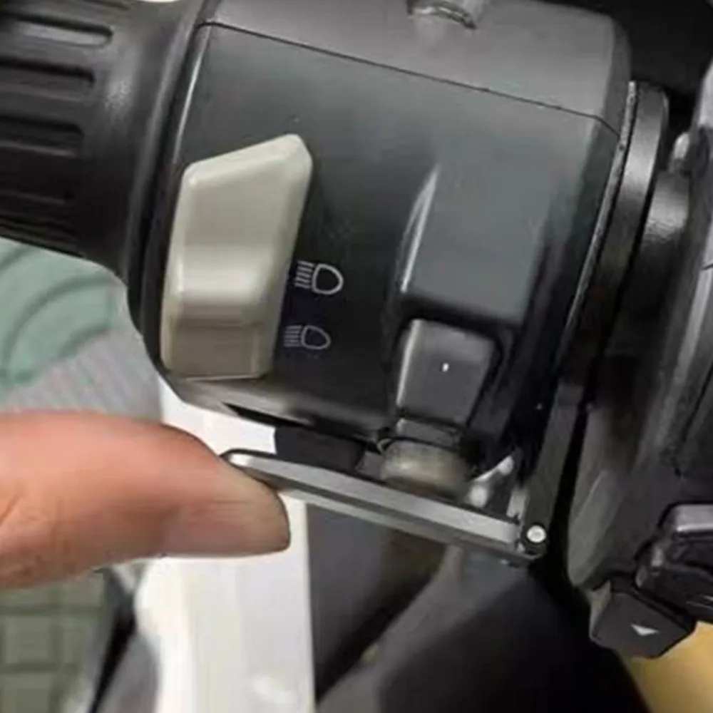 

2025 New FOR YAMAHA MT07 MT 07 MT-07 2013-2024 2023 2022 2021 2020 2019 2018 Motorcycle Horn Switch Extender Extension Button