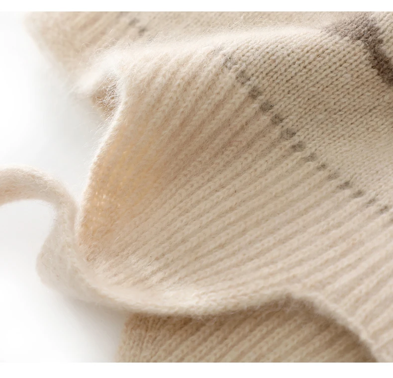 Kinder-Strickmütze aus 100% Kaschmir für Herbst und Winter, warme Wollmütze mit Bommel, Ohrenschutz und niedlichem Jacquard-Bärendesign. – Detail 13