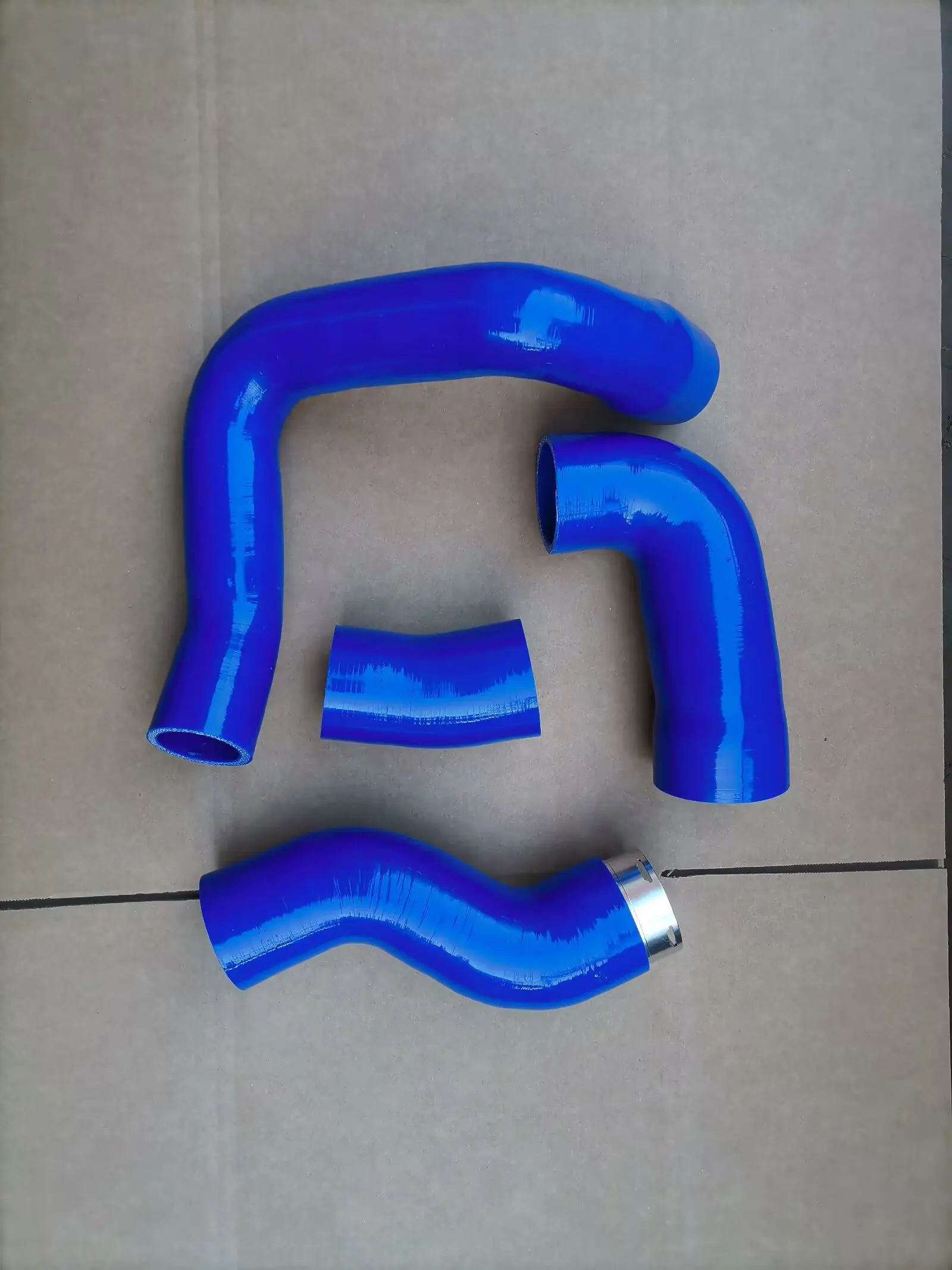 

Silicone Intercooler Turbo Hose Air Intake Tube For GWM HAVAL 2.4L GW4D24 4D24 Turbo Diesel 2024