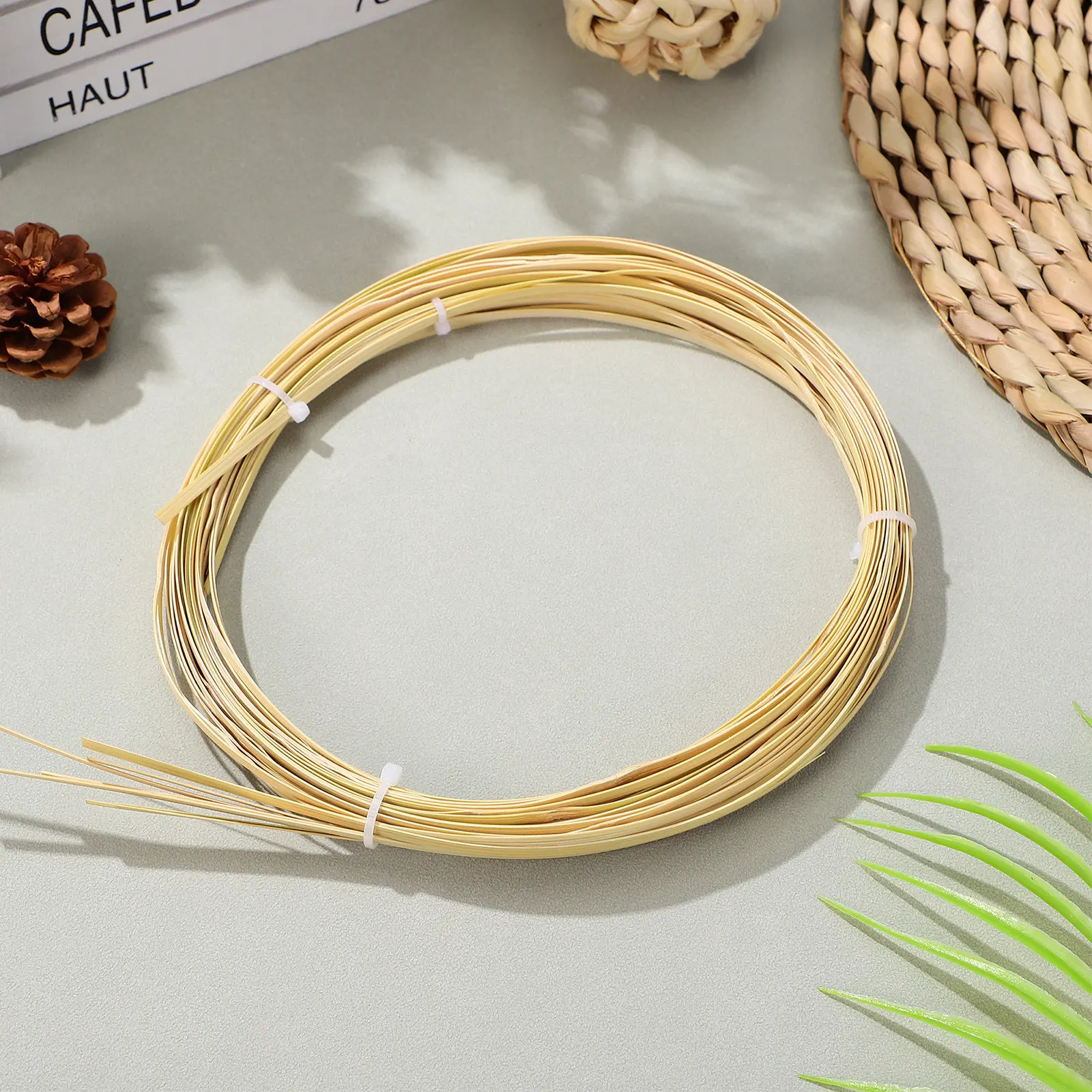 

Бамбуковые полоски 21М, 3 мм шириной, 0,4 мм толщиной, прочные, для плетения корзин, рукоделия, ремонта мебели, декоративные