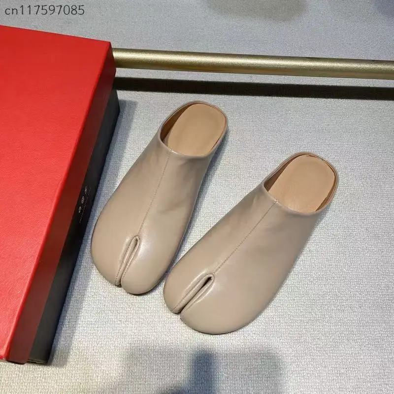 Women's Tabi Flats Fashion Leather Split-Toe Flat Slippers Cozy Soft Loafers Lady Summer Low-Heel Shoes Muller Shoes for Female