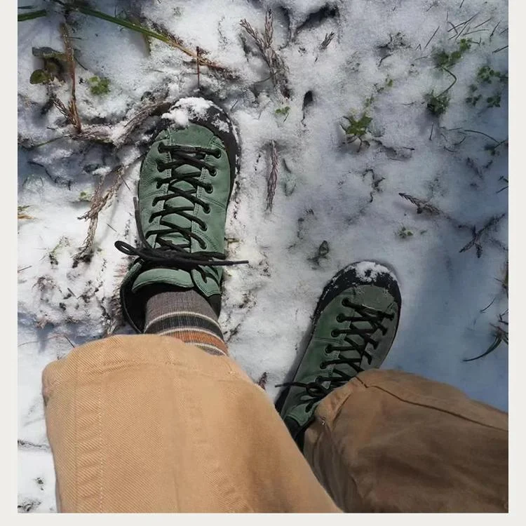 รองเท้าเดินป่าสำหรับผู้ชายและผู้หญิงขายดี ยี่ห้อคลาสสิก ทนทาน รองเท้าบูทเดินป่าสำหรับผู้ชาย ดีไซน์กันลื่นระดับพรีเมียม