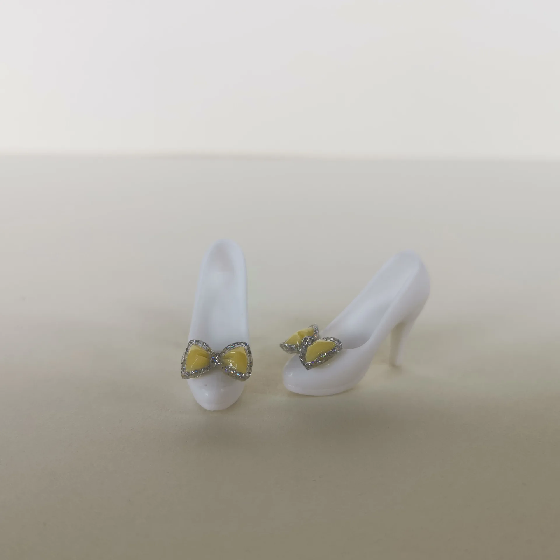 1\6 Puppenschuhe Zubehör ST FR Supermodel Puppenschuhe 30 cm Modedesign Schleife High Heels Kleiner Duft Wind High Heels