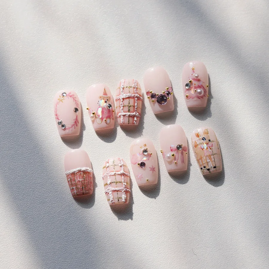 

Premium Self Adhesive Hot Stamping Christmas Nail Art Stickers Pink Bear Design High Quality Vinyl Glossy Finish for Holiday DIY