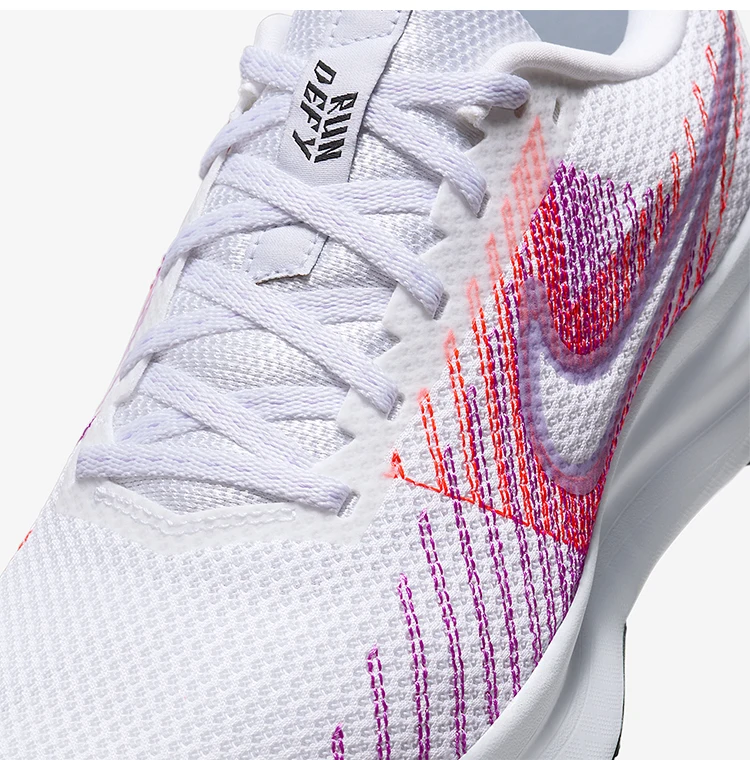 Original Nike Run Defy atmungsaktive und gepolsterte Damen-Laufschuhe HM9593-102 – Detail 9