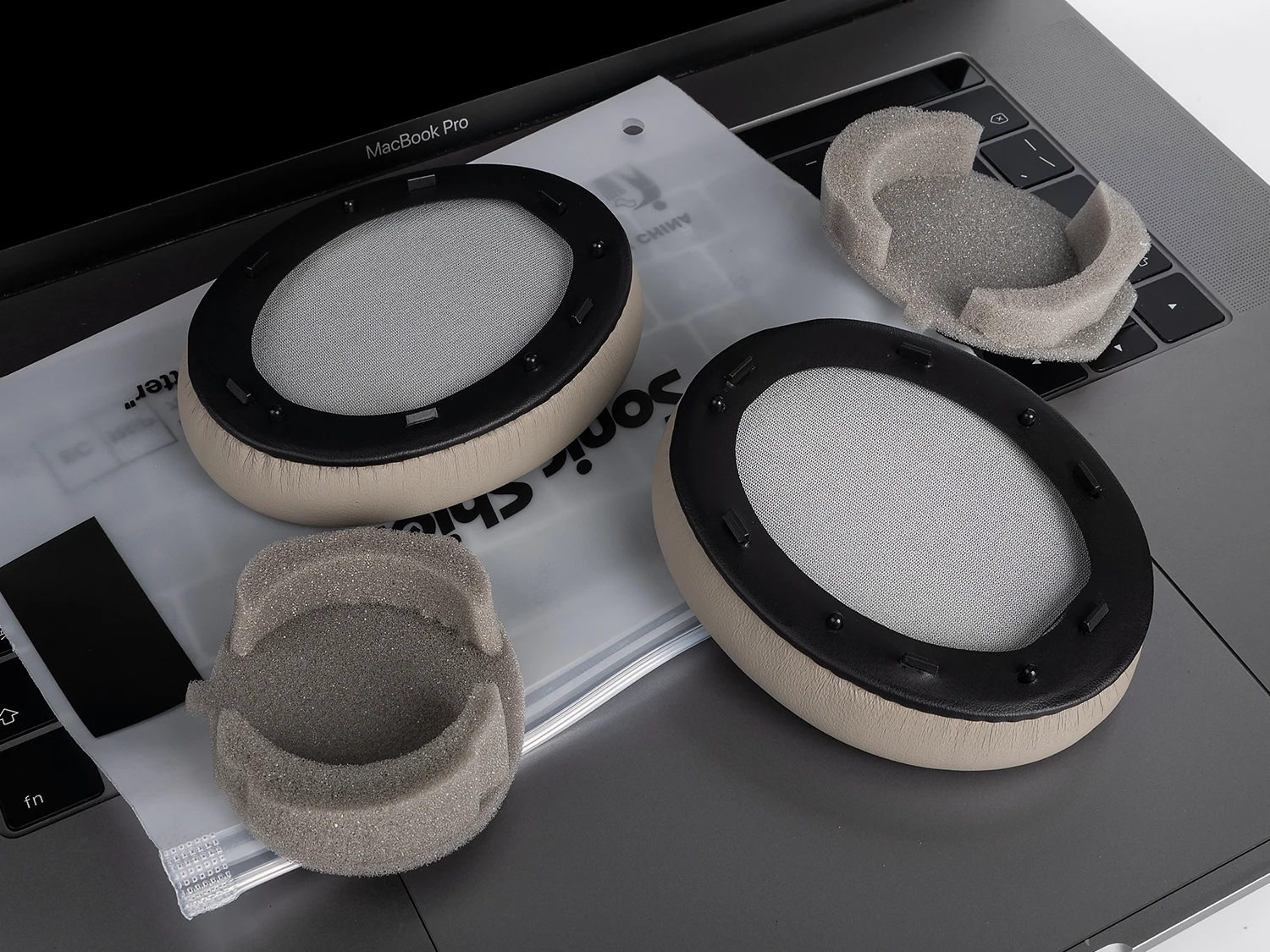 Ohrpolster für SONY WH-1000XM3 Kopfhörer aus Schafsleder, Memory-Schaum-Abdeckungen, hochwertige handgefertigte Echt-Schafsleder-Ohrpolster – Detail 7