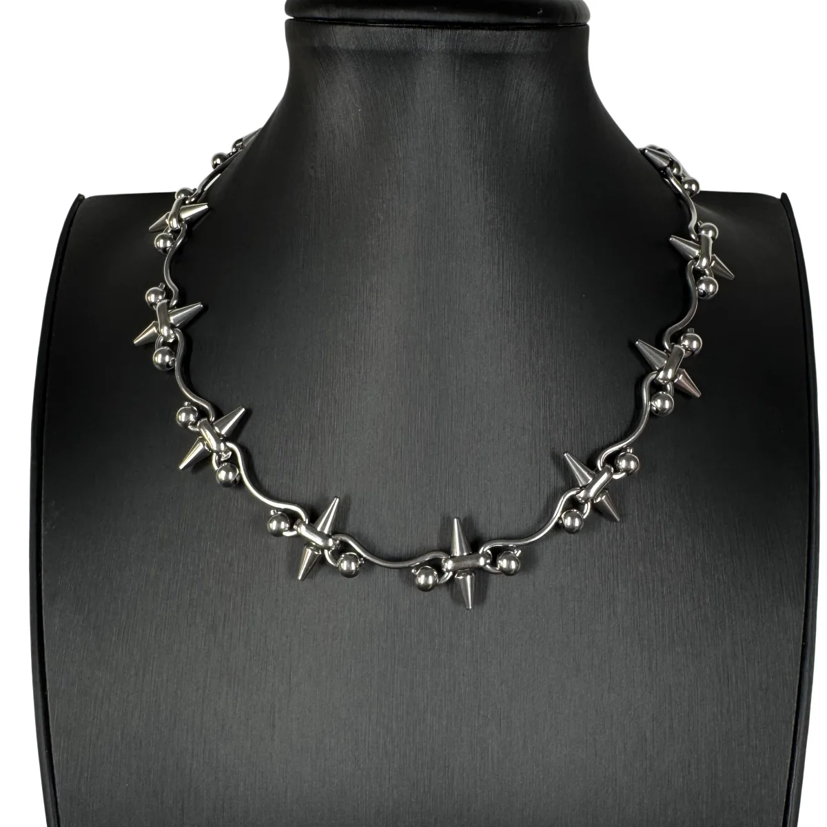 Personalisierte Rock-Halskette im Punk-Stil mit Spikes, coole, trendige, handgefertigte geometrische Halskette, Gothic Y2K Charm-Accessoires – Detail 6