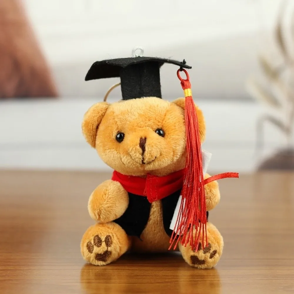 Oso de peluche de graduación de dibujos animados, llavero de oso de peluche suave de 12cm, colgante de bendición, accesorio para mochila de muñeca Dr Bear