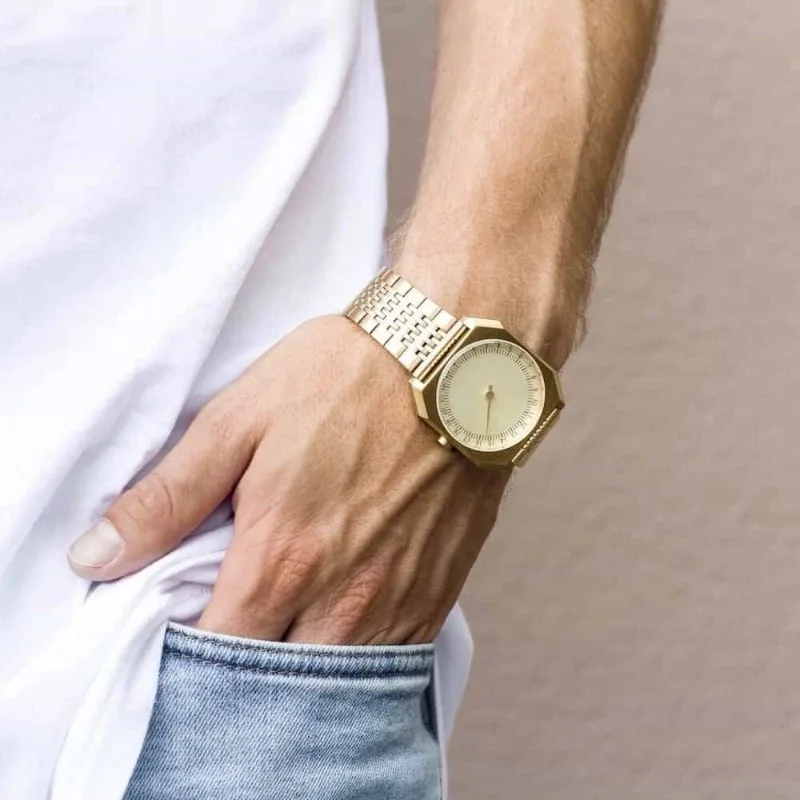 新しいホットヴィンテージメンズスポーツウォッチシングルハンド 12 時間日本製クォーツムーブメントステンレス鋼 100 メートル防水メンズ腕時計