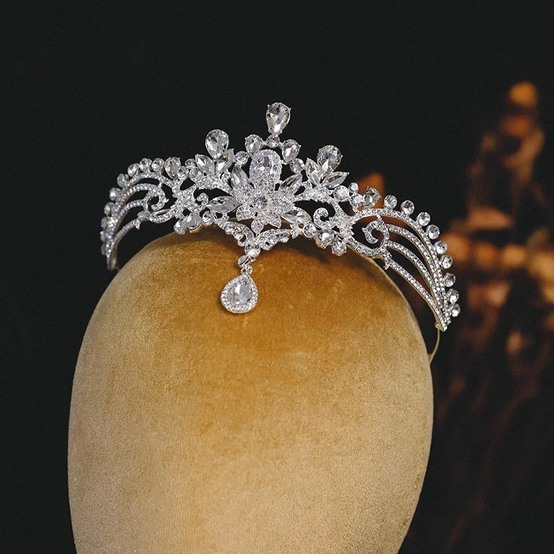 CC رائعة تاج النساء اكسسوارات الزفاف Hairwear الزفاف خوذة الخطوبة العصابات الشعر قطرة الماء شكل قلادة تيارا AN442 #5