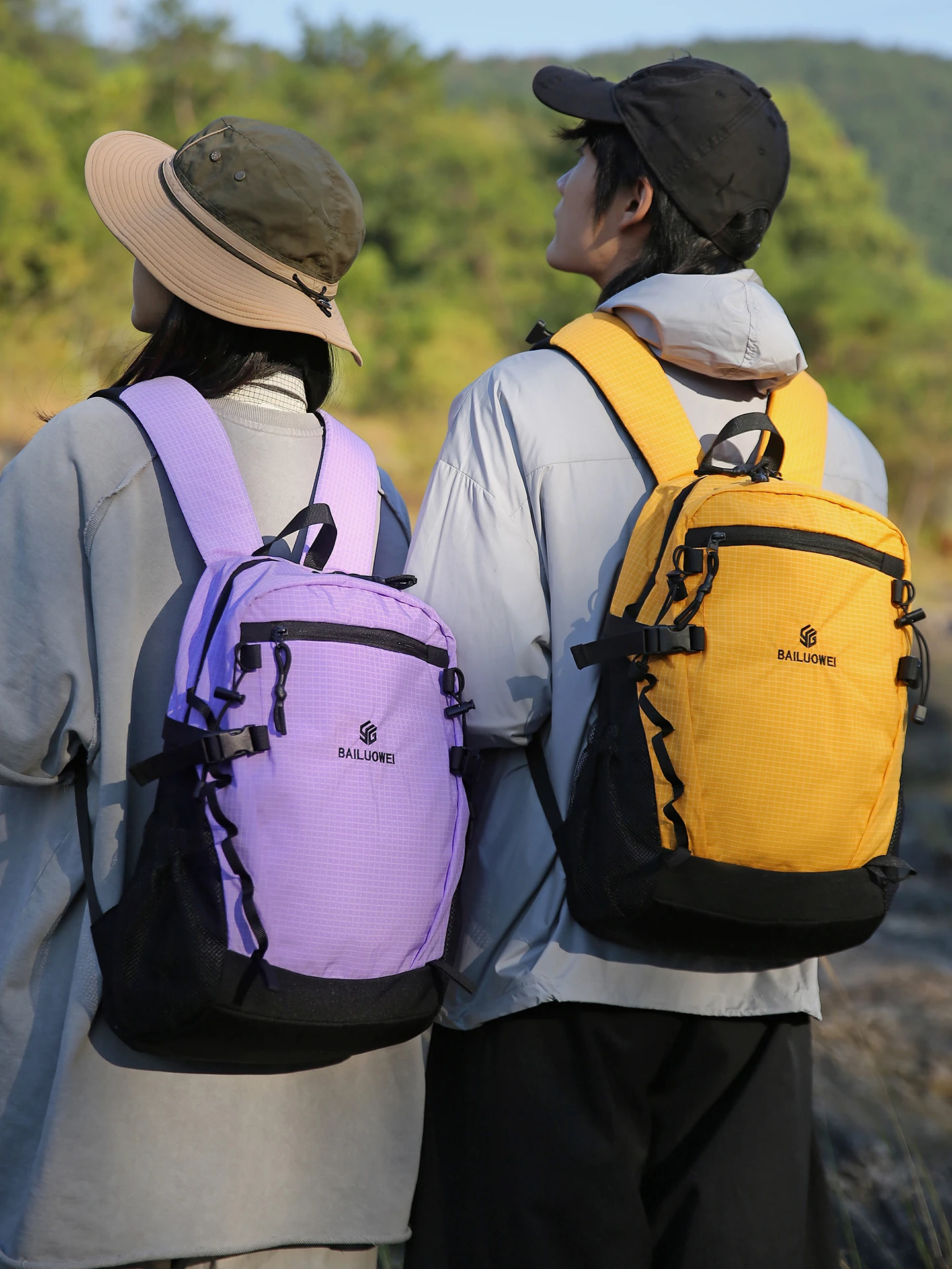 

Outdoor Unisex Lightweight Large Capacity Nylon Backpack Waterproof Travel Computer Bag for Hiking And Student Use