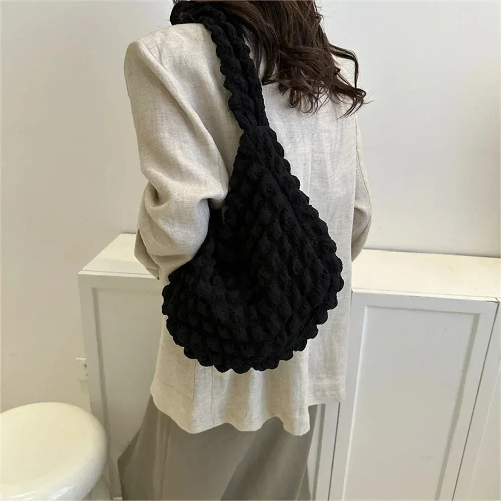 1pcs Crossbody Bag With Pleated Design Embroidered Plaid Shoulder Bag Underarm Bags Simple Large Capacity Quilted Tote Bags