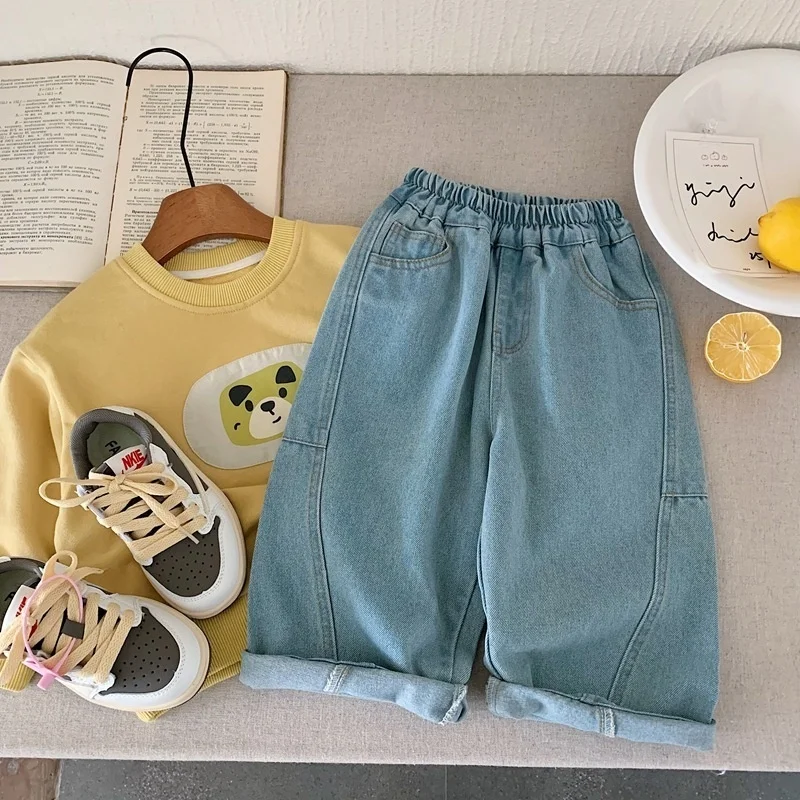 Pantaloni jeans per bambini Pantaloni primaverili e autunnali Pantaloni elasticizzati per ragazzi 2025 Pantaloni per piedi con stampa allentata per bambini nuovi 18M-7T