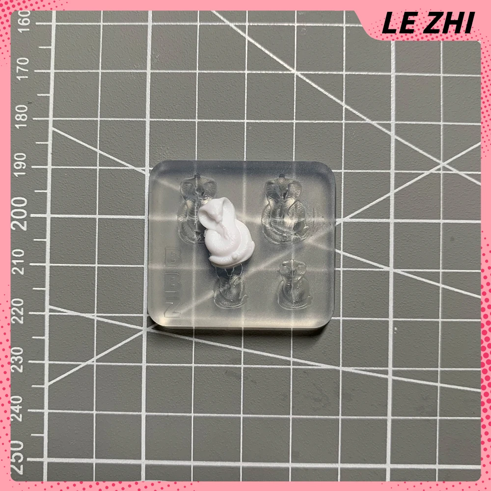 1 قطعة لطيف مرحبا كيتي دونات الفاكهة Bowknot Diy بها بنفسك سيليكون مسمار الفن قالب الكرتون الأرنب فراشة ثعبان مسمار قوالب قالب الهدايا