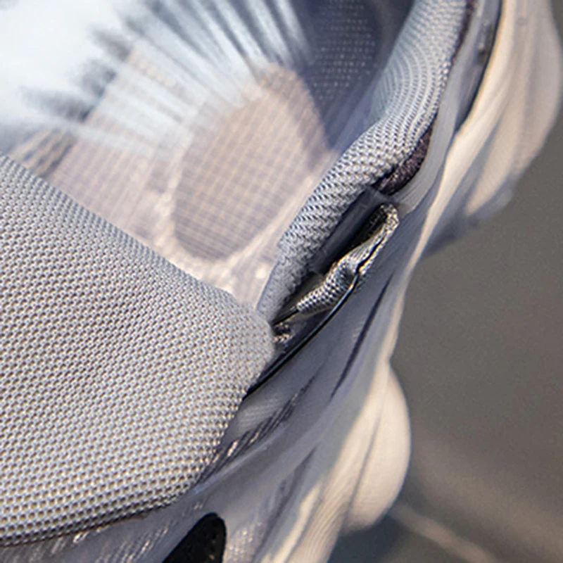 Modne spersonalizowane buty sportowe świecące buty do nocnego biegania dla chłopców i dziewcząt fajne z obracającymi się antypoślizgowymi tenisówkami