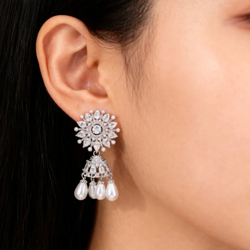 

1 пара серебряных серег Jhumka с жемчугом и цветочным принтом для свадебной вечеринки, модные женские ювелирные изделия, подарок на годовщину свадьбы