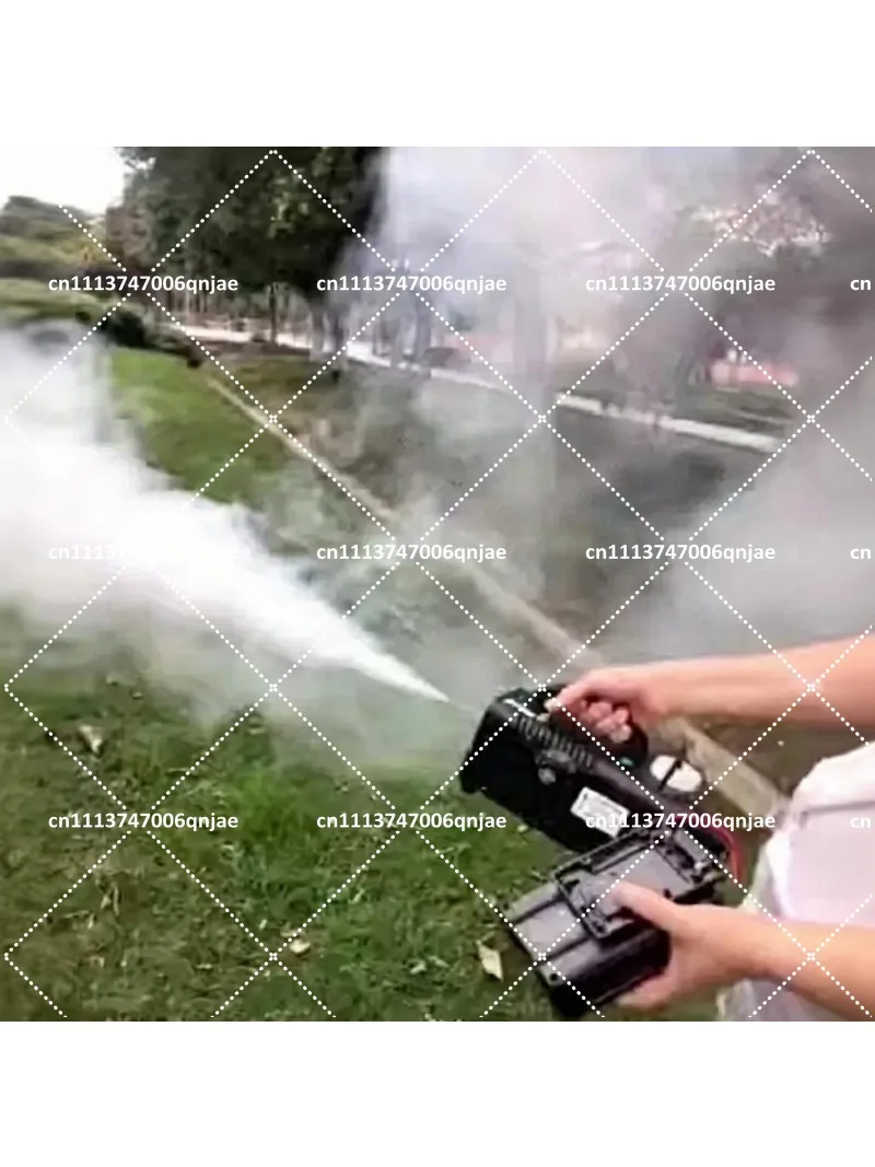 

Portable 12V Low Voltage Smoke Machine Car Sprayer Outdoor Photography Effect Tool