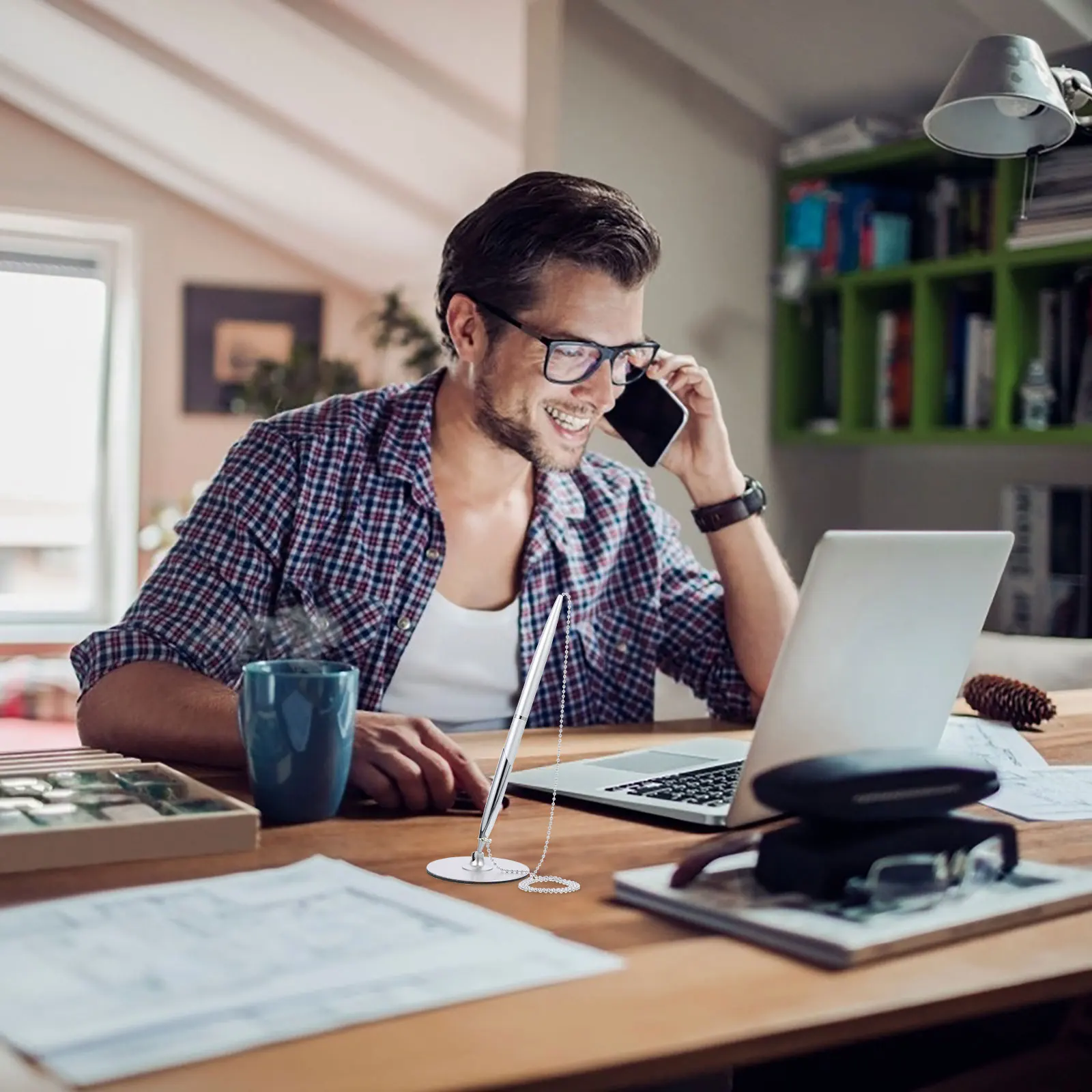 

Премиум настольная фиксированная ручка для подписи, плавное письмо, офисная деловая цепочка, дизайн, вертикальная подставка, шариковая ручка для офисного отеля