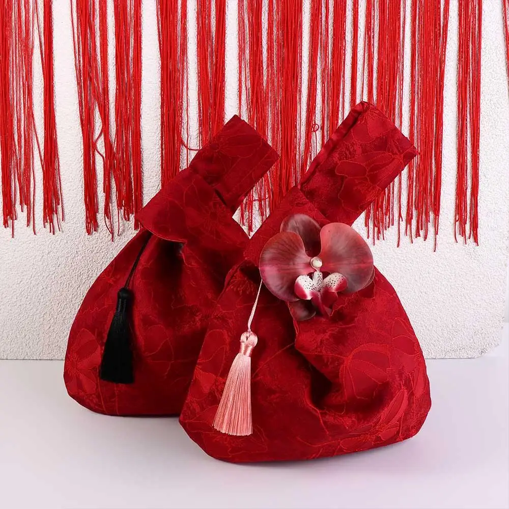 チャイナドレスアクセサリー タッセル結び目リストバッグ 花ペンダント 小物入れ 刺繍ハンドバッグ ウェディングキャンディバッグ