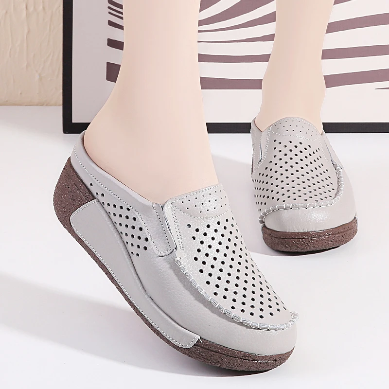 

Женские сандалии из полой кожи, летние сандалии на танкетке в стиле ретро, модные женские туфли без шнуровки с круглым носком на плоской подошве, туфли-лодочки