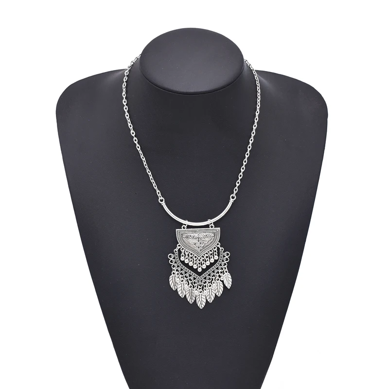 Vintage Ethnic Necklace Tassel Leaves Carving Patterns Alloy Elegant Long Pendant Sweater Necklace Daily Popular Accessories