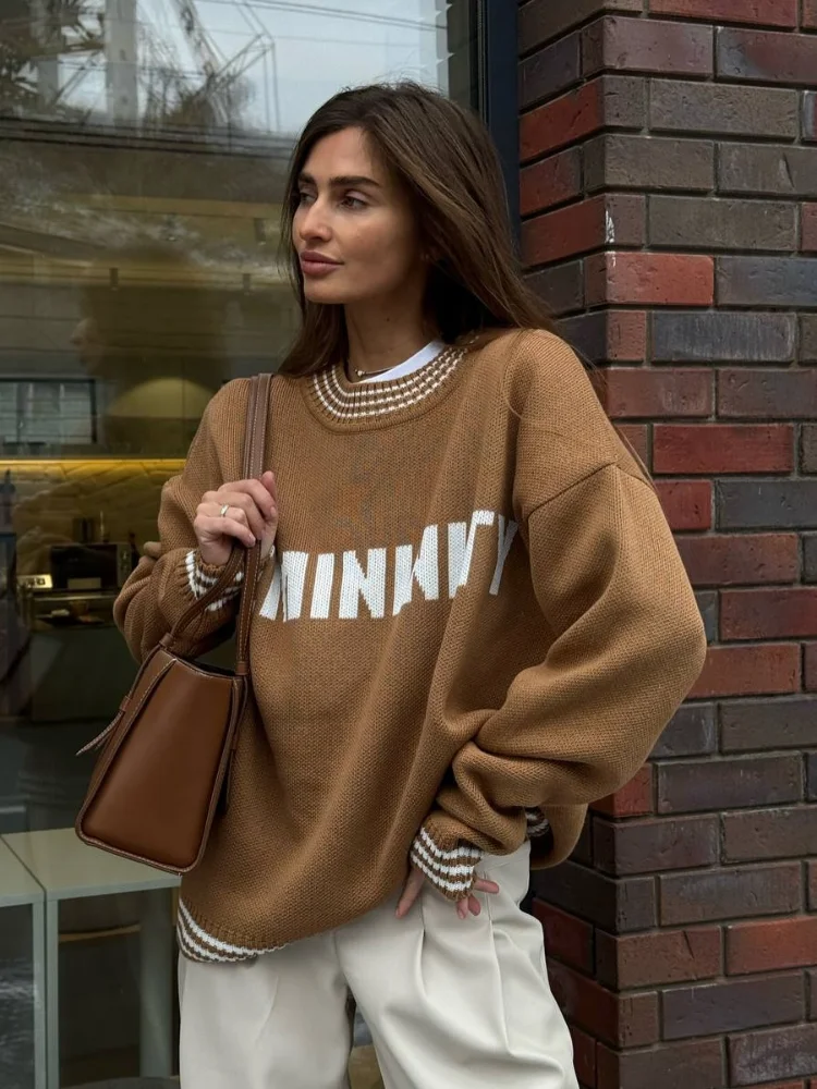 

Свитер с буквенным принтом, женский модный свободный теплый свитер с длинными рукавами и полосатым краем, женский зимний свитер 2025 г., повседневная верхняя одежда для поездок на работу