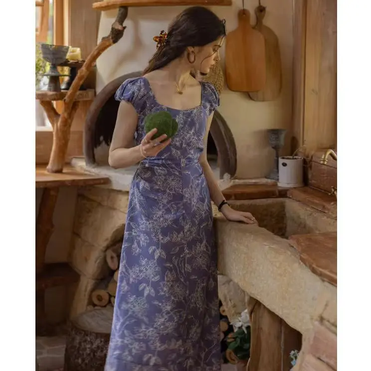 ชุดเดรสประเทศฝรั่งเศส - ชุดเดรสลายดอกไม้คอเหลี่ยม Smocked Back, ชุดเดรสชาวินเทจสีม่วงสําหรับผู้หญิง f176