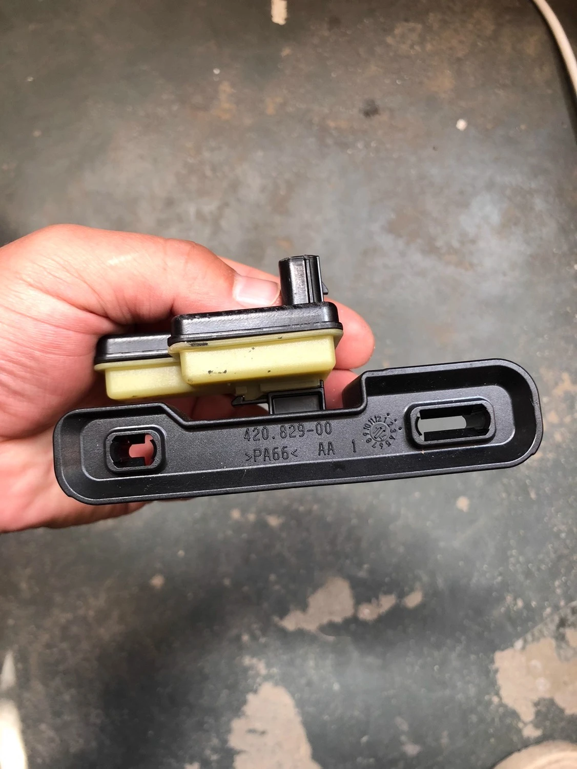 

For Ford Escort Mondeo Air Quality Sensor Temperature and Humidity Sensor