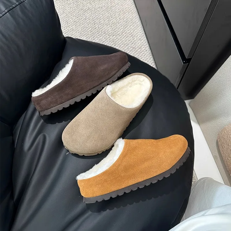 2025 موضة جديدة جلد البقر الصوف حذاء كاجوال للنساء لارتدائها في الشتاء للتدفئة ودواسة الرجعية كسول الرياح نعال من القطن #1