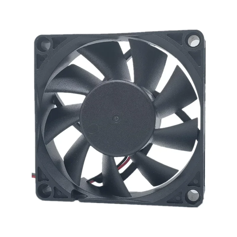 Novo Delta AFB0712MB Ventilador CPU, DC 12V, 0.24A, 7015,7 cm, 70x70x15mm