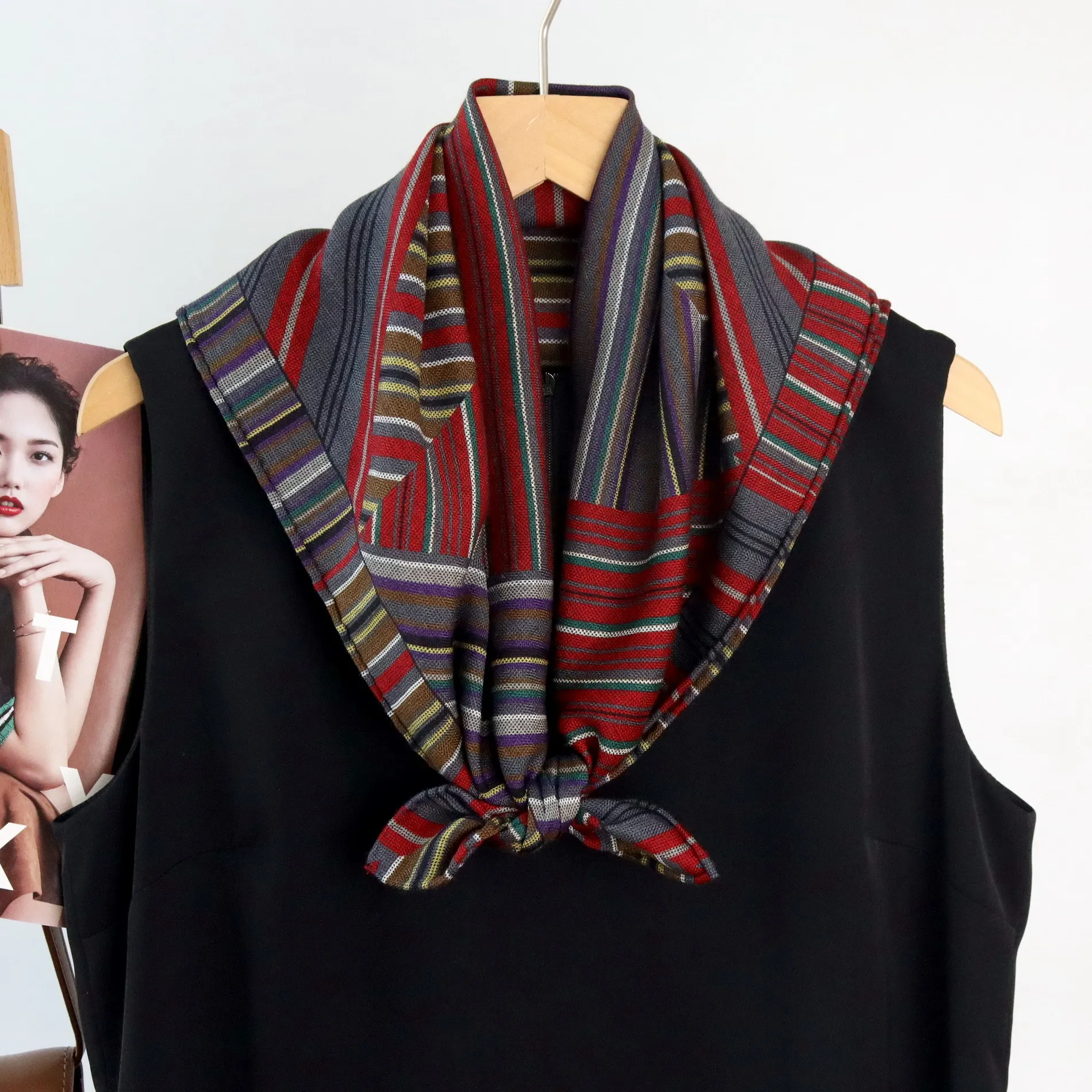 

Small Neck Scarf 65CM Handmade Edges Rolled Scarfs 65 Luxury Designer Scarfs Silk Wool Shawl Christmas Gift Bag Decoration