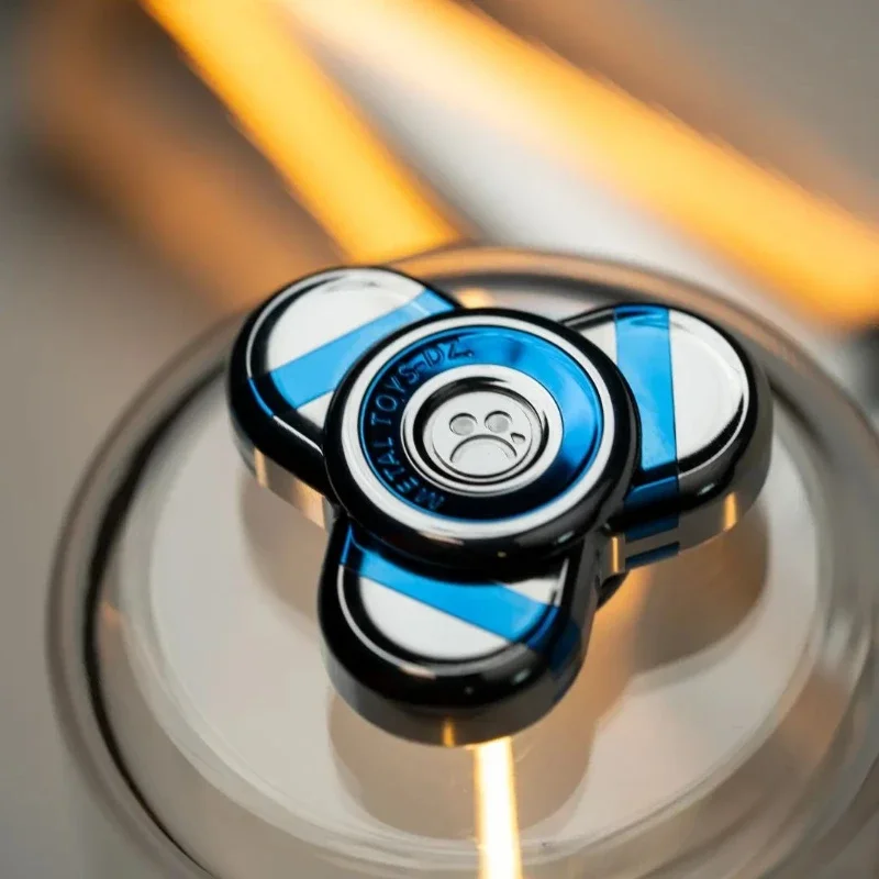 ألعاب معدنية Dz.Trefoil ببصمة الإصبع الدوران المواد المعدنية تخفيف الضغط التكنولوجيا السوداء ألعاب EDC