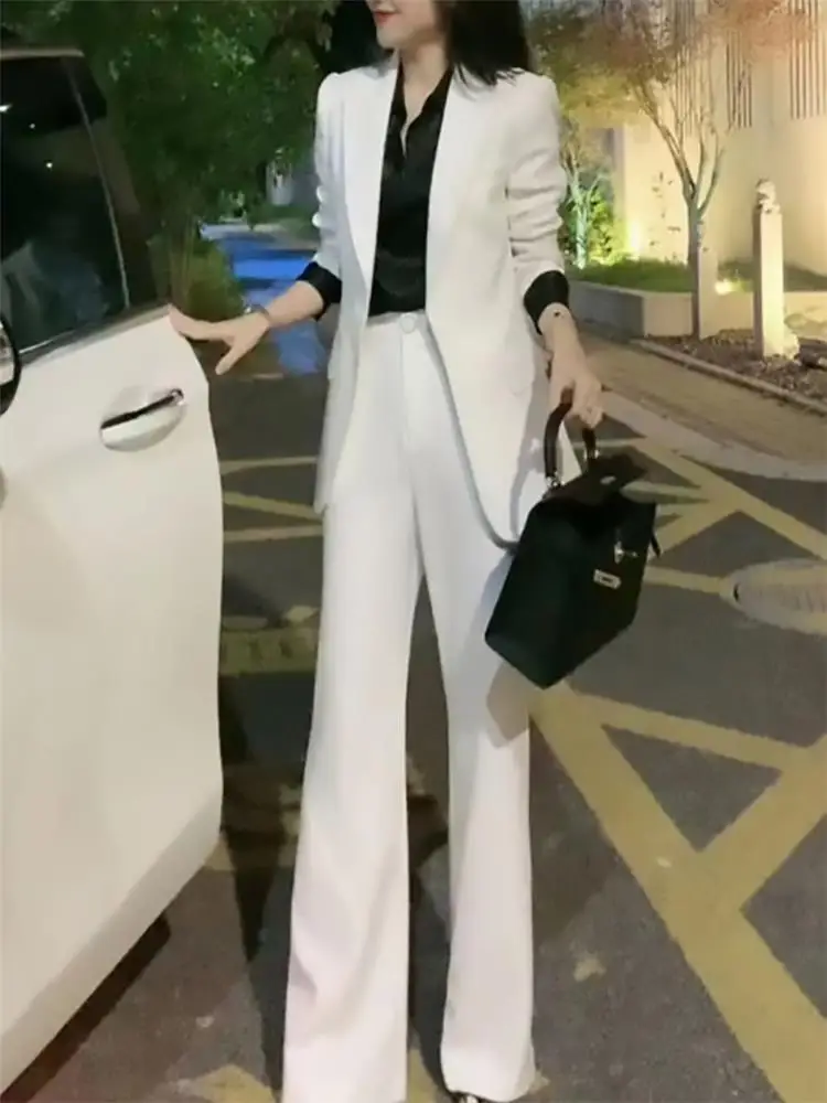

Elegant White Suit Professional Women's Two-Piece Set Spring Autumn 2026 New Flared Pants Fashionable Business Outfit