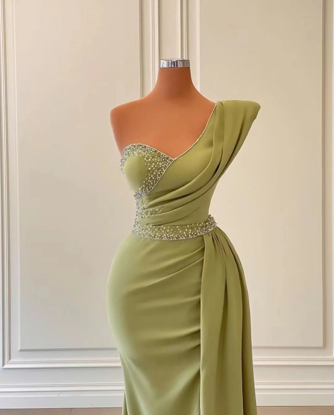 Luxury Sexy Green Evening Dresses Mermaid For Woman Sleeveless One Shoulder Split Satin Prom Growns Fashion Beach Party Vestidos