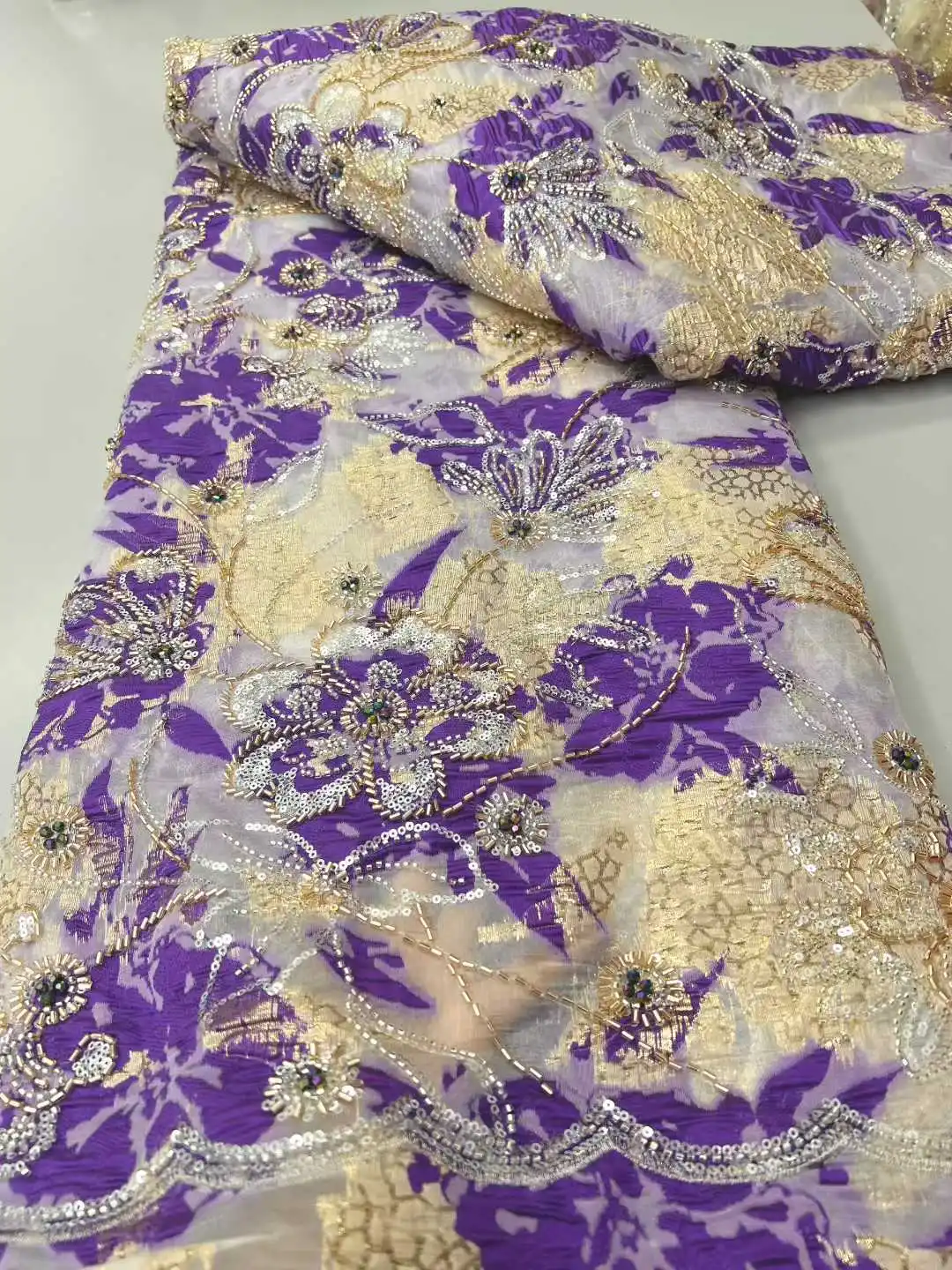 قماش دانتيل مطرز بالترتر الأفريقي من Kente لحفلات الزفاف Aso Ebi، تول لامع نابض بالحياة للفستان التقليدي 2026