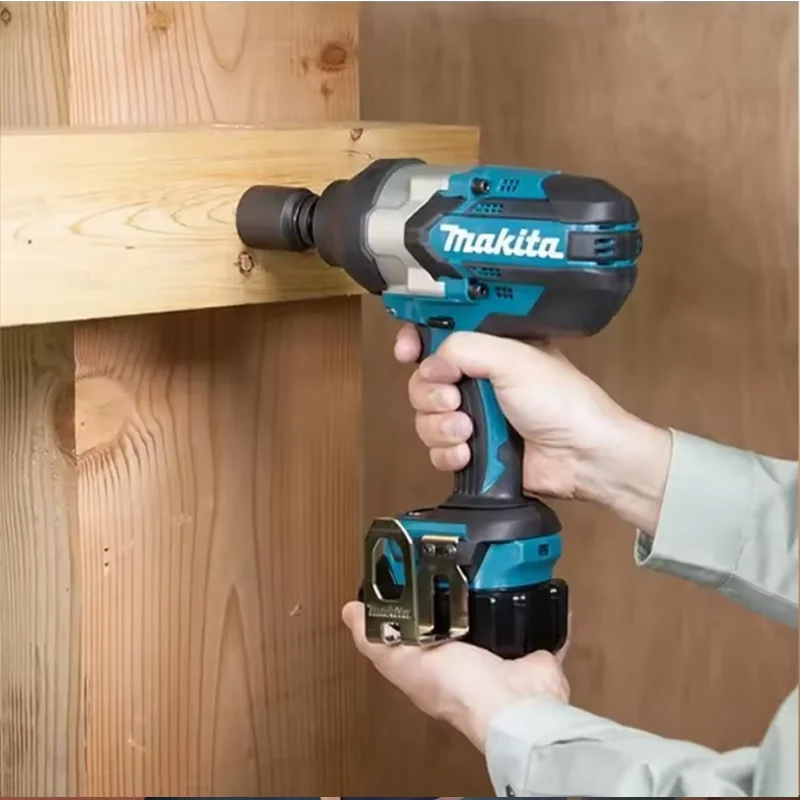 

NEW♥️ Original Makita DTW700 Electric Impact Wrench 1000 N.m High Torque 1/2 Inch Compatible With 18V Makita BL1860 Ba