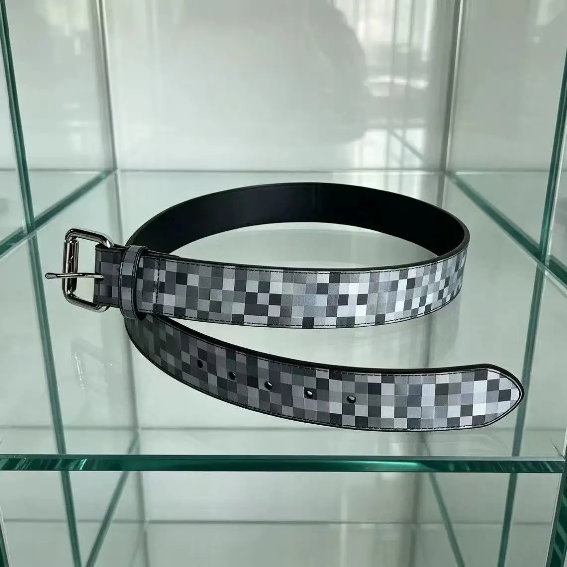 Retro Checkered Pixel Style PU Leather Waist Belt with Silver Pin Buckle Black White Grey Plaid Print Casual Unisex Waistband