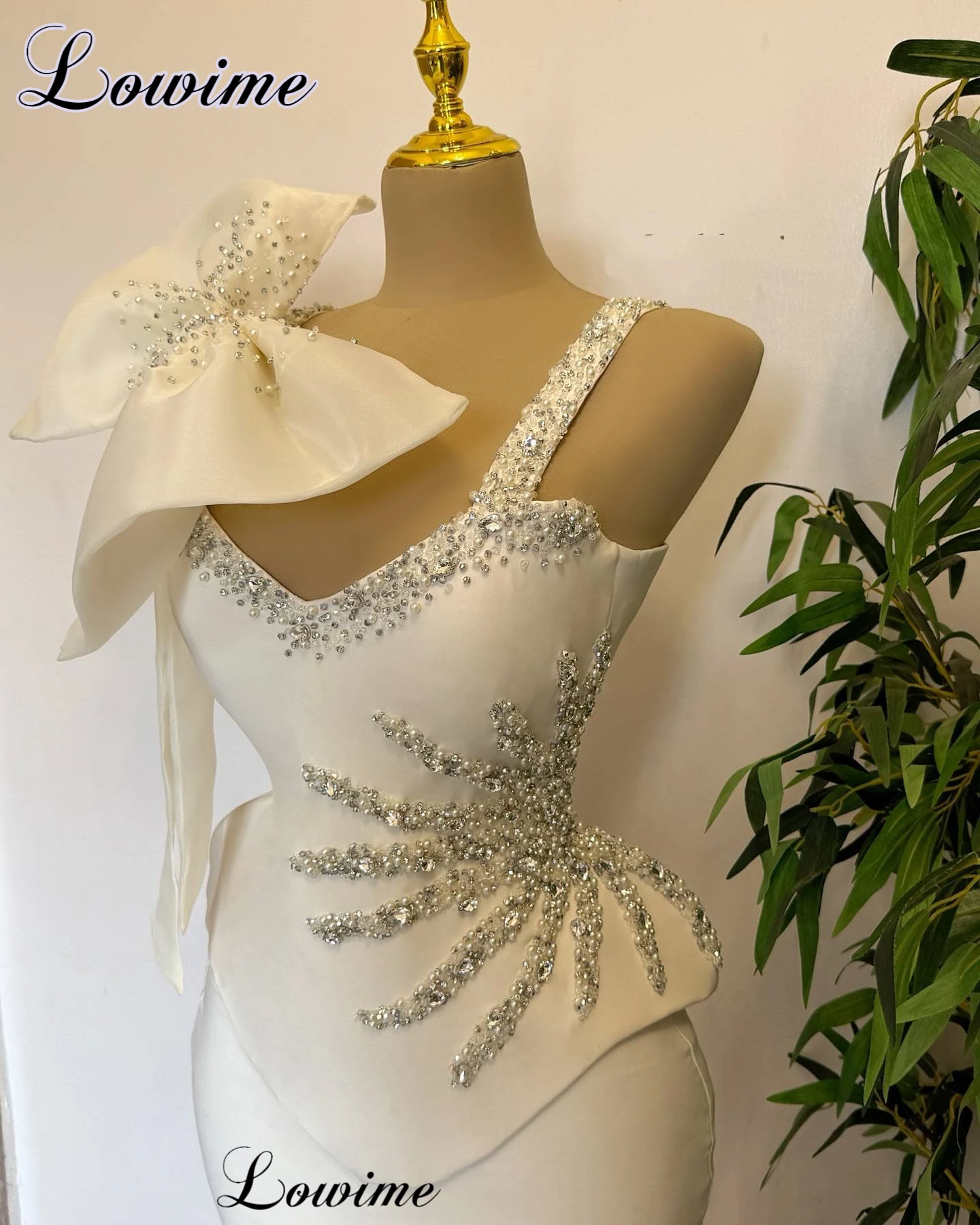 

Cream Color Mermaid Celebrity Dresses With Pearls Simple Red Carpet Runway Dresses For Women 2025 Vestidos De Gala Customized