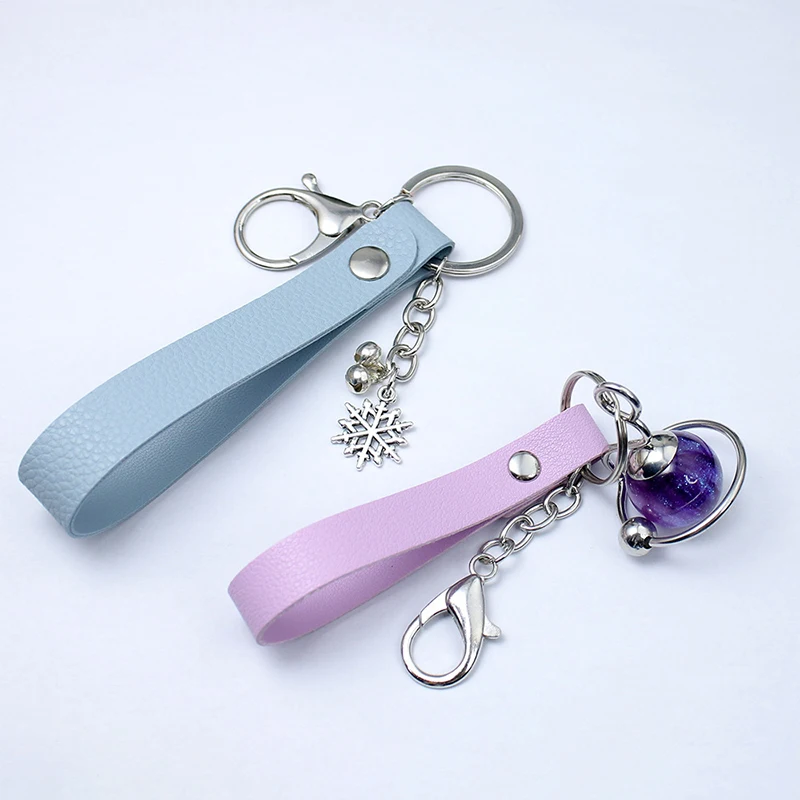 

Game Love And Deepspace Xavier Zayne Cosplay Keychain Cute Snowflake Planet Star Keyring Charm Pendant Ornaments Gifts