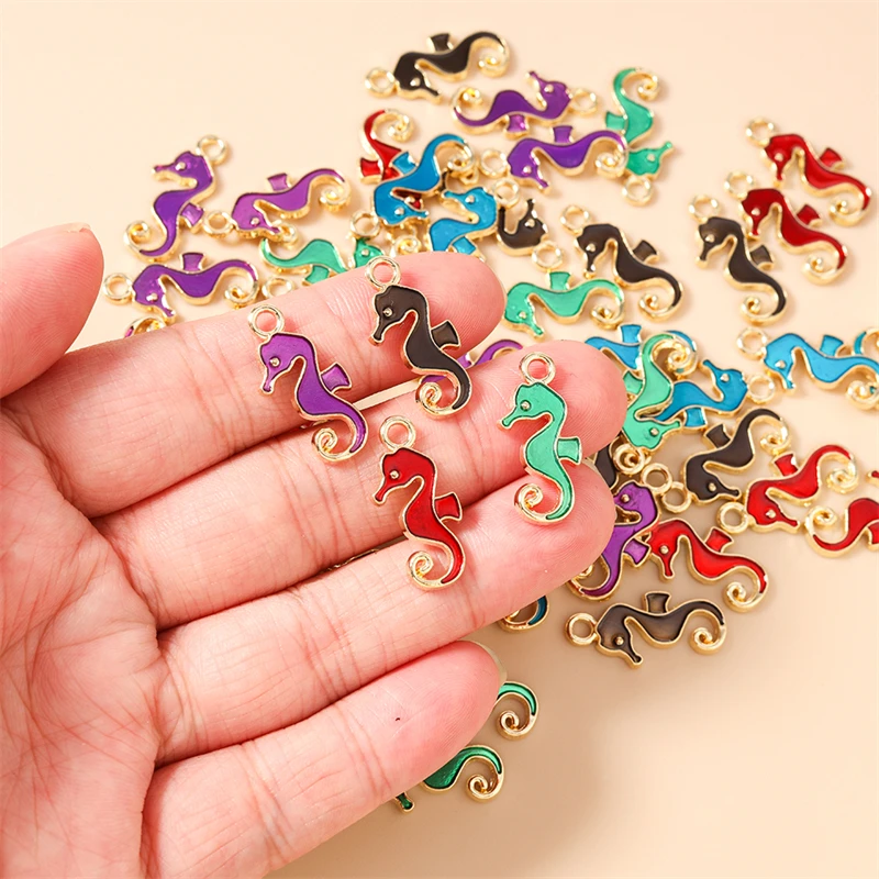20 Stück 10x22mm Cartoon Tier Charms Emaille Seepferdchen Charms Anhänger für Schmuckherstellung Halsketten Ohrringe DIY Bastelzubehör – Detail 3