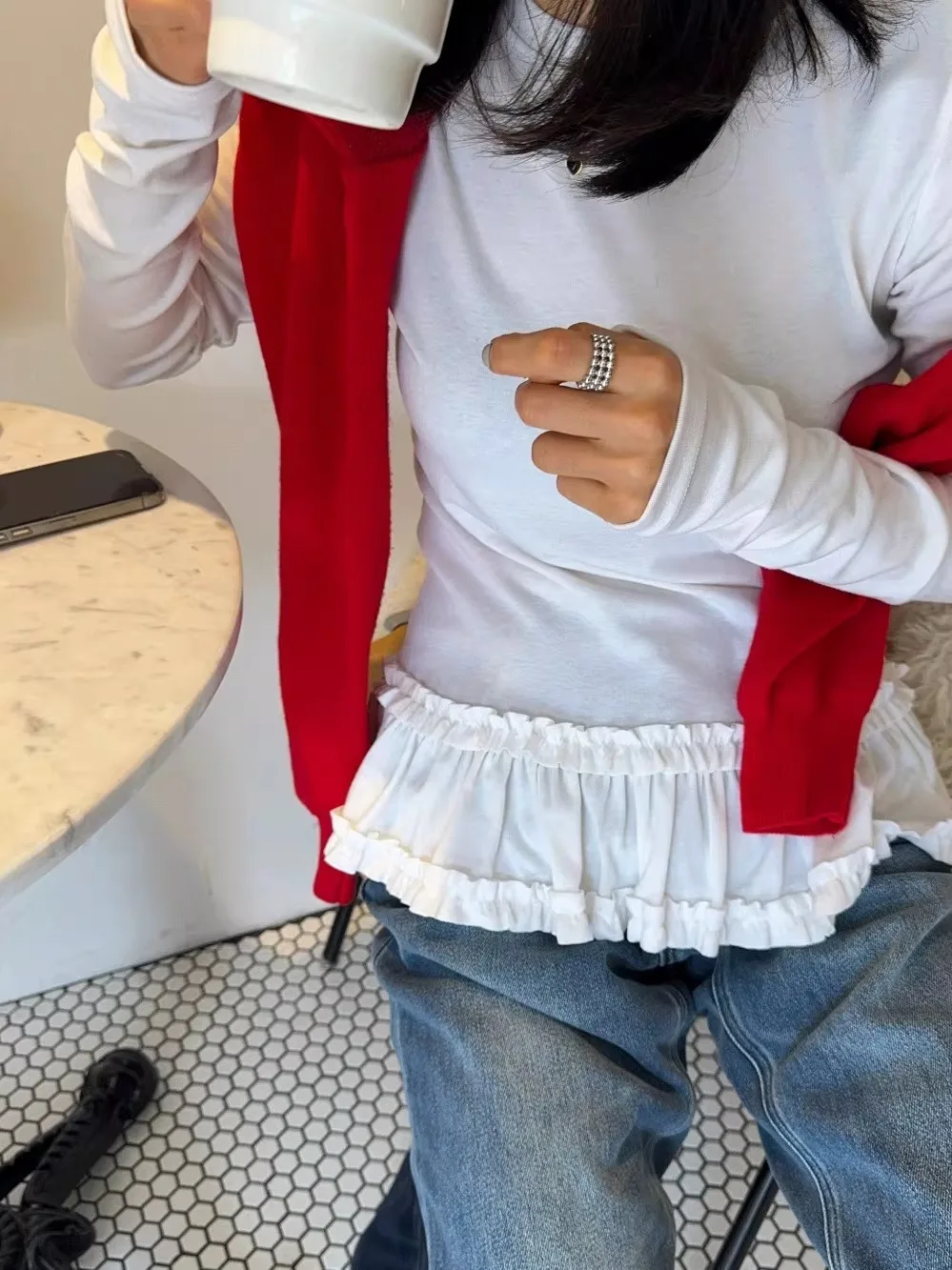 伸縮性のあるロングスリーブ、無地のレースベース、女性用スリムフィット、ラウンドネック、オーバーヘッド、冬用Tシャツ、快適で通気性のあるポリ...