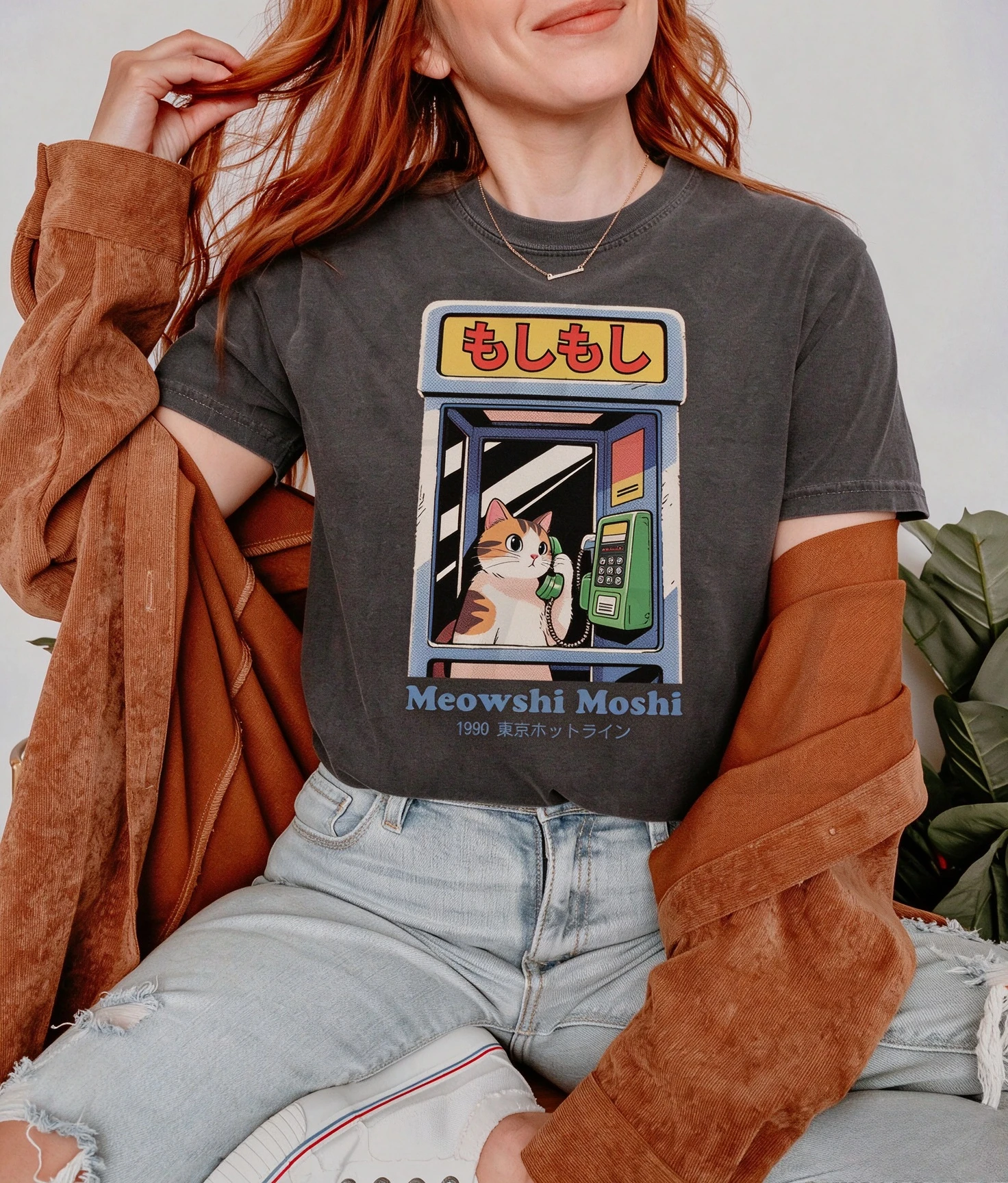 Cat Phone Booth Retro Japanese Cat T-shirt Suitable for Both Men and Women 90s Anime Harajuku Japanese Streetwear Anime Cat Gift