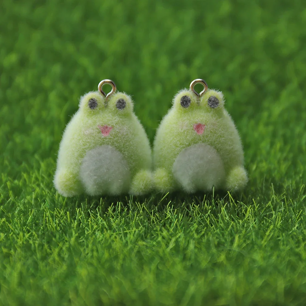 20Pcs 3D Cute Cartoon Flocking Frog Charms Mini Plush Animal Frog Resin Pendant For Bag Keychain Earring DIY Crafts Jewelry Make