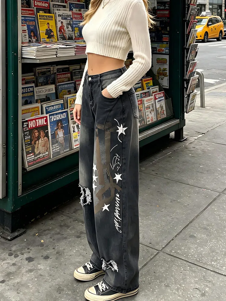 

American street subculture style, perforated letter print embroidery, wide leg straight leg jeans, spicy girl casual outfit