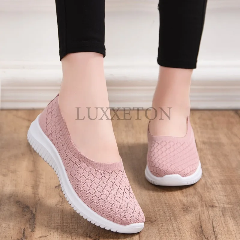 Ladies Summer Comfortable Plus Size Ladies Mesh BreathableSports  Socks Ladies Light Casual Sports Shoes Flat Ladies Loafers