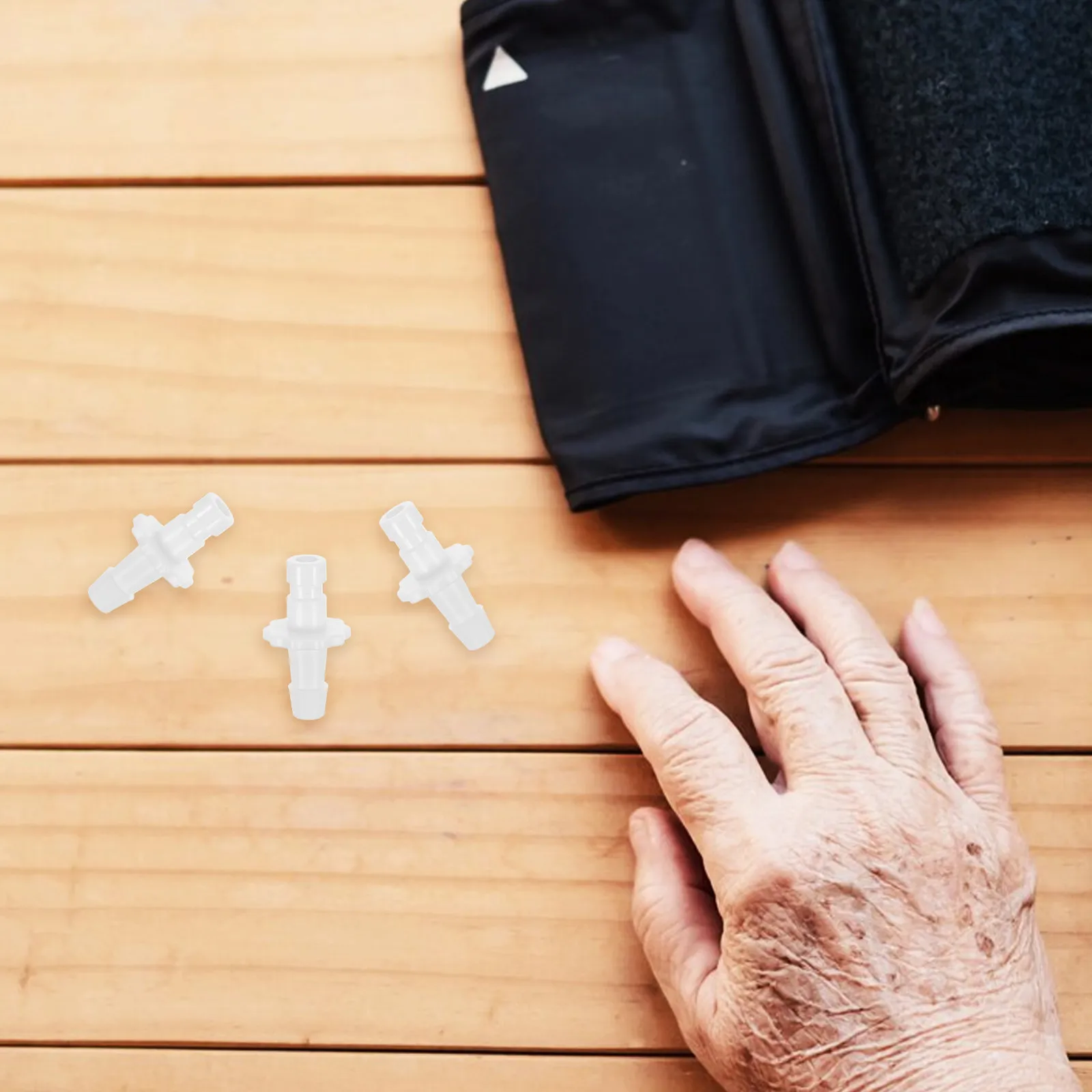 

5Pcs Blood Pressure Meter Armband Connecting Head Simple Design Comfortable Fit Sphygmomanometer Cuff Connecting Tool