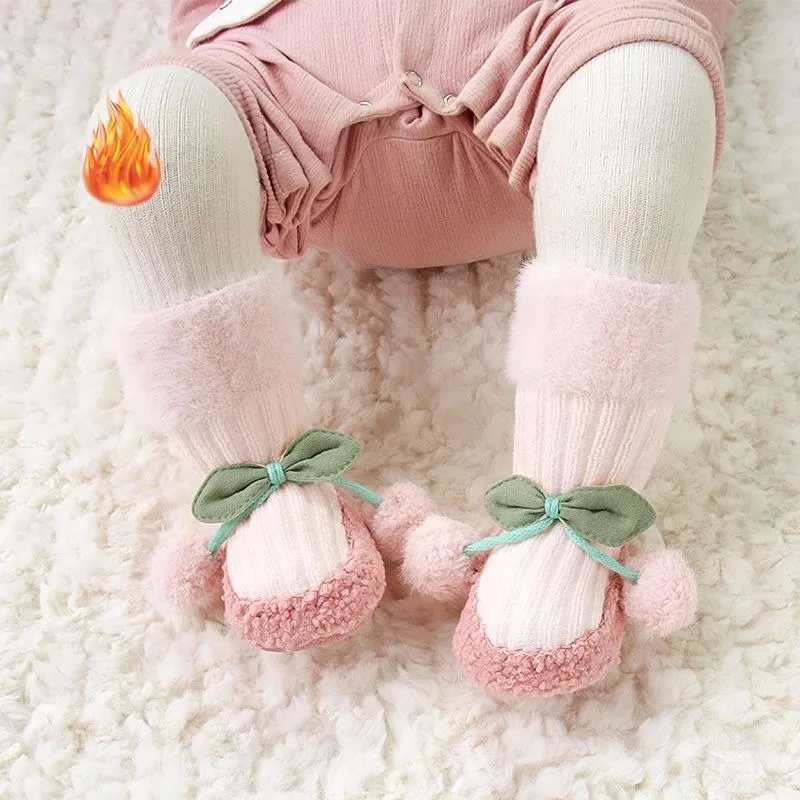 귀여운 아기용 두꺼운 플리스 안감 신발 양말 체리 프린트 슈퍼 소프트 실내 미끄럼 방지 겨울용 따뜻한 여자 아기용