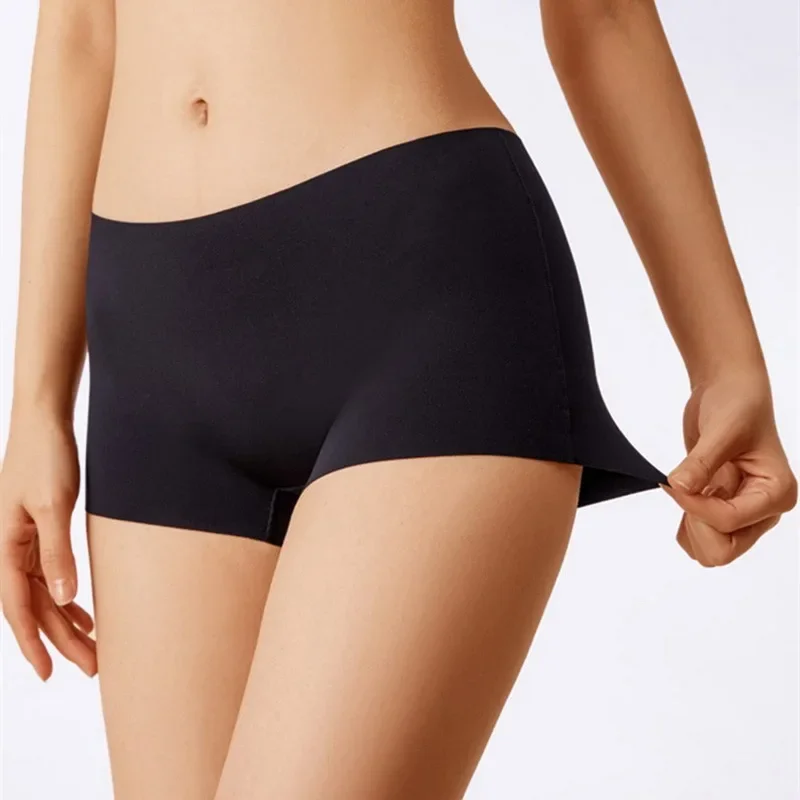 Women Underwear Cotton Panties Sexy Solid Lady Panties Comfortable Boxers Panties Breathable Shorts Intimates Mid Waist Briefs